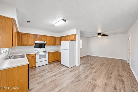 Tiny photo for 3139 Bryan Rd, Kodak, TN 37764 (MLS # 1360138)