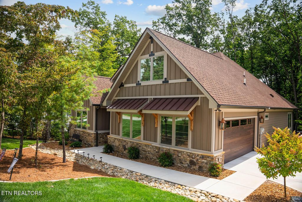 Photo of 51 Cedar Ridge Circle, Fairfield Glade, TN 38558 (MLS # 1313353)