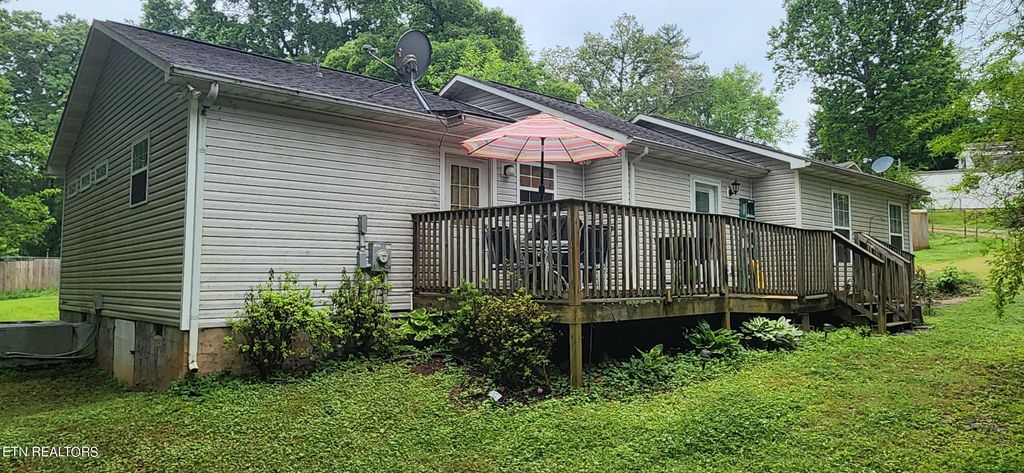 Photo of 2457 Topside Rd, Louisville, TN 37777 (MLS # 1261725)