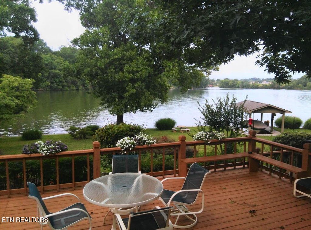 Photo of 3701 River Trace Lane, Knoxville, TN 37920 (MLS # 1340349)