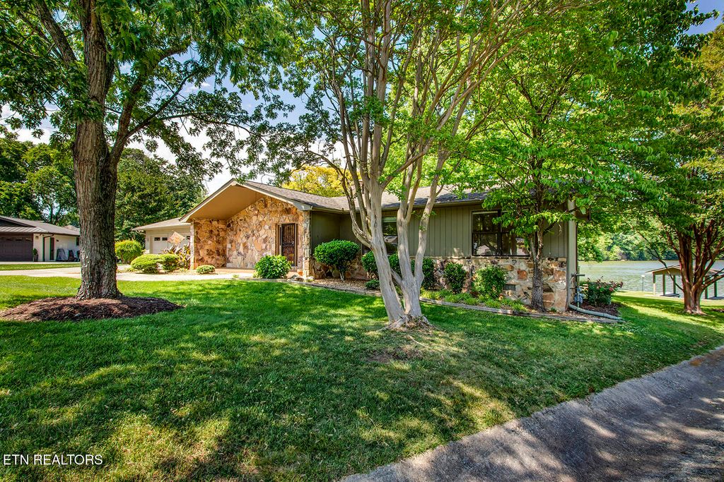 Photo of 3701 River Trace Lane, Knoxville, TN 37920 (MLS # 1340349)