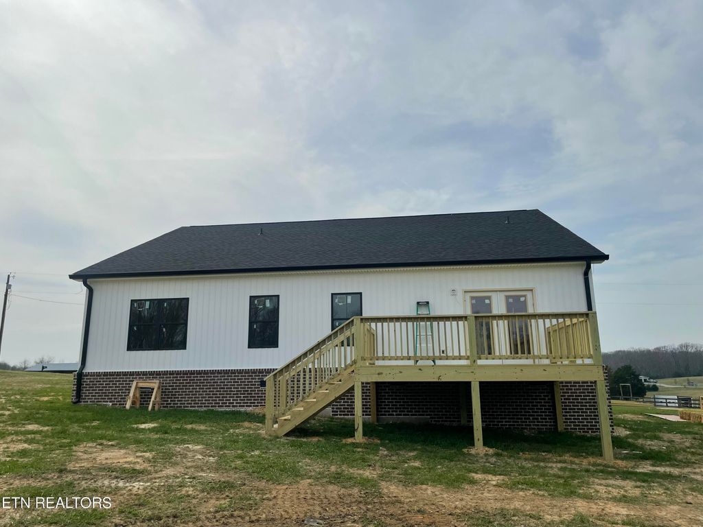 Photo of 5821 Caldwell Rd, Loudon, TN 37774 (MLS # 1324374)