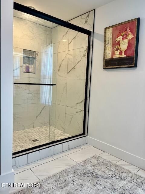 Tiny photo for 172 W Meeting St, Dandridge, TN 37725 (MLS # 1331364)