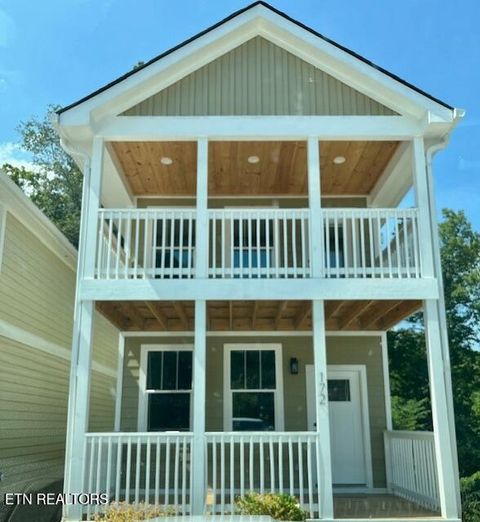 Tiny photo for 172 W Meeting St, Dandridge, TN 37725 (MLS # 1331364)