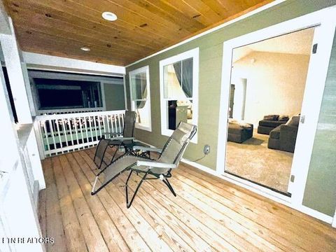 Tiny photo for 172 W Meeting St, Dandridge, TN 37725 (MLS # 1331364)