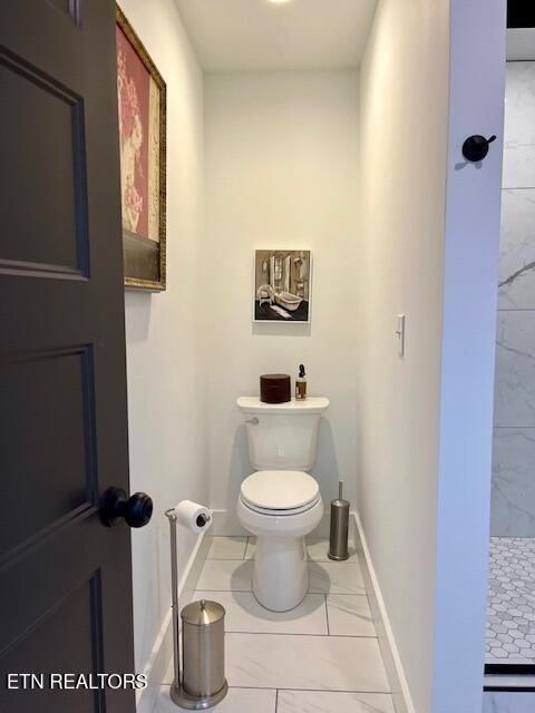 Tiny photo for 172 W Meeting St, Dandridge, TN 37725 (MLS # 1331364)