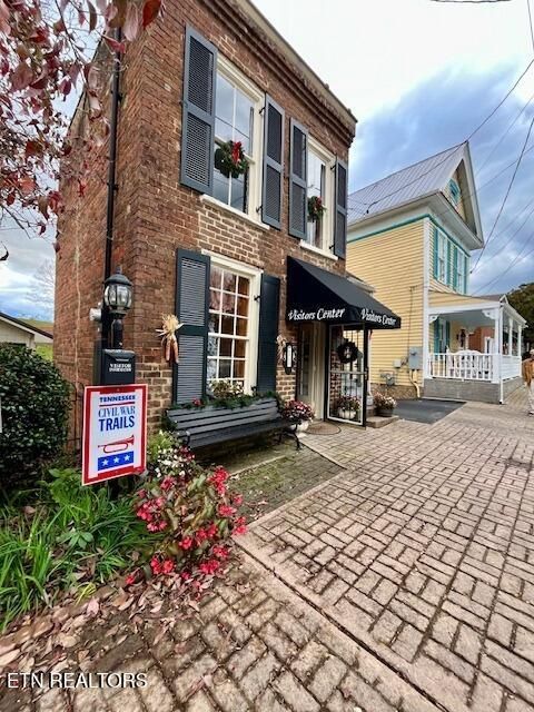 Tiny photo for 172 W Meeting St, Dandridge, TN 37725 (MLS # 1331364)