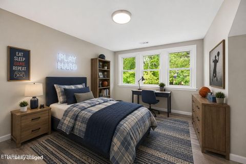 Tiny photo for 2820 E 5th Ave, Knoxville, TN 37914 (MLS # 1340231)