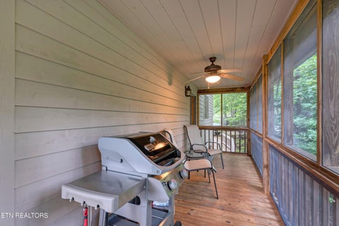 Tiny photo for 374 Laurel Rd, Townsend, TN 37882 (MLS # 1345294)