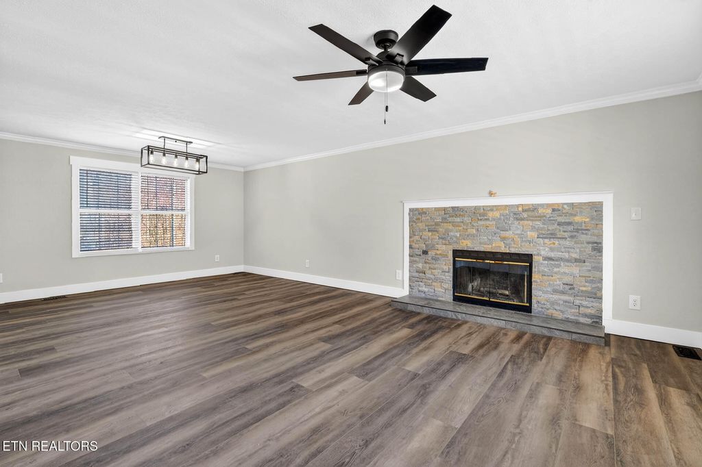 Photo of 1050 Briar Court, Talbott, TN 37877 (MLS # 1332330)