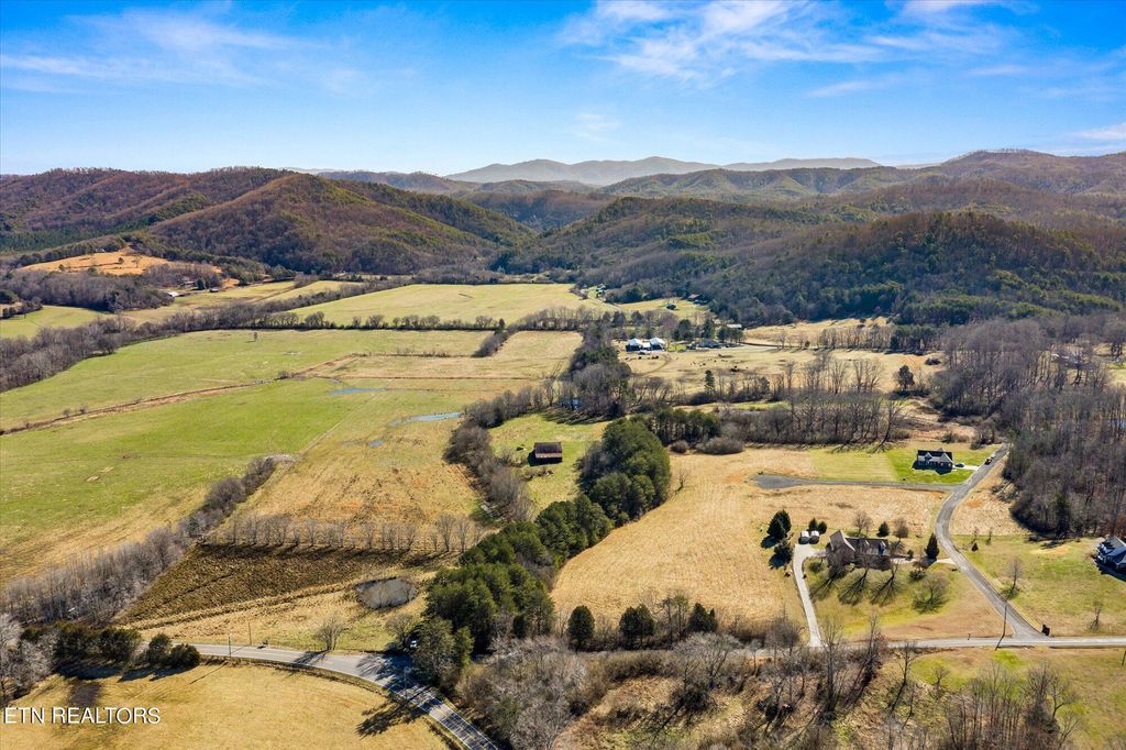 Photo of 00 Upland, Tellico Plains, TN 37385 (MLS # 1261293)