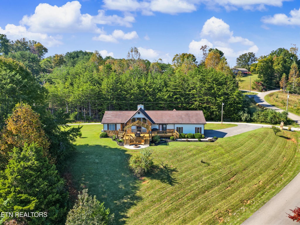 Photo of 257 Mariner Point Rd, LaFollette, TN 37766 (MLS # 1358838)