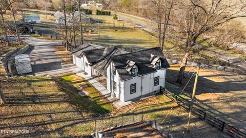 Tiny photo for 183 Laurel Rd, Clinton, TN 37716 (MLS # 1326454)