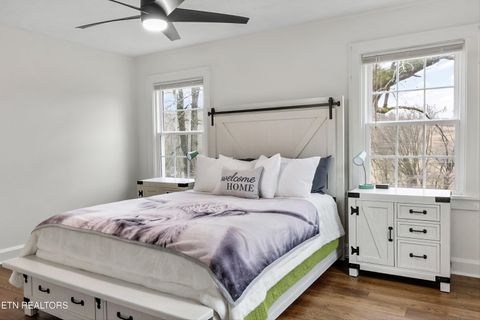 Tiny photo for 183 Laurel Rd, Clinton, TN 37716 (MLS # 1326454)