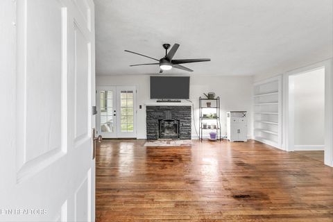 Tiny photo for 183 Laurel Rd, Clinton, TN 37716 (MLS # 1326454)