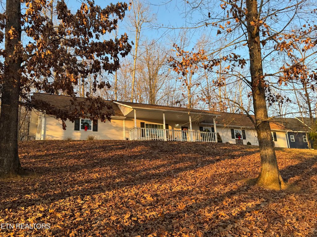Photo of 707 E Muskogee Drive, Mooresburg, TN 37811 (MLS # 1325998)