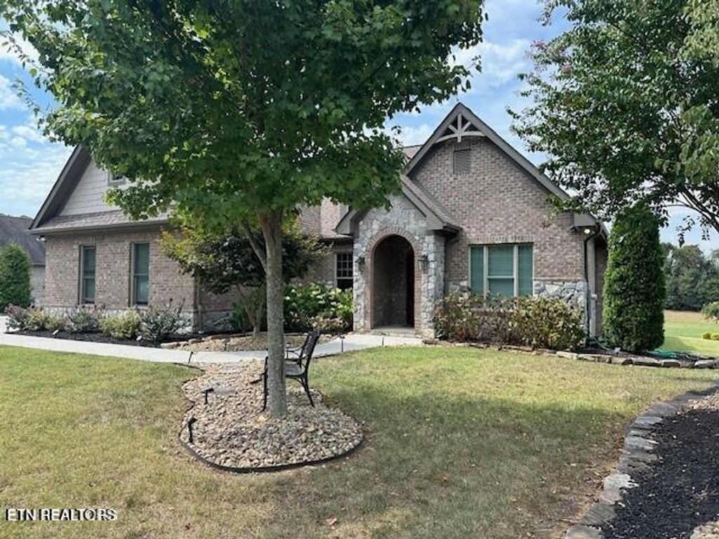 Photo of 3407 Lanyard Lane, Louisville, TN 37777 (MLS # 1292282)