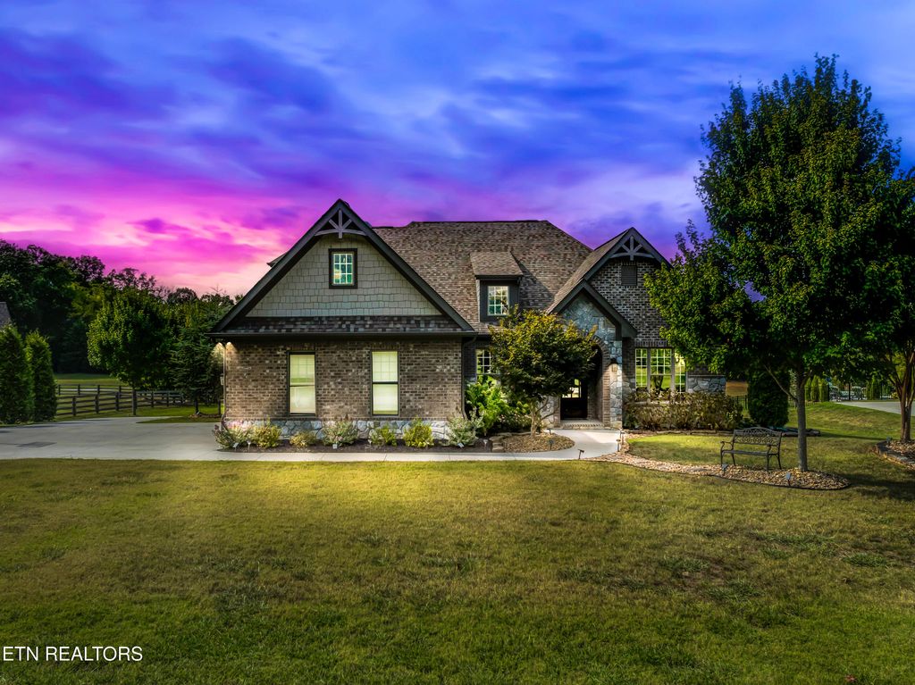 Photo of 3407 Lanyard Lane, Louisville, TN 37777 (MLS # 1292282)