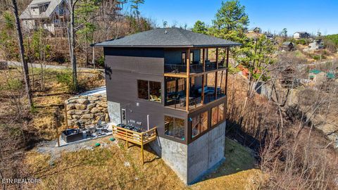 Tiny photo for 545 Edgewood Drive, Gatlinburg, TN 37738 (MLS # 1332778)