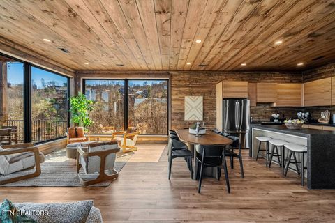 Tiny photo for 545 Edgewood Drive, Gatlinburg, TN 37738 (MLS # 1332778)