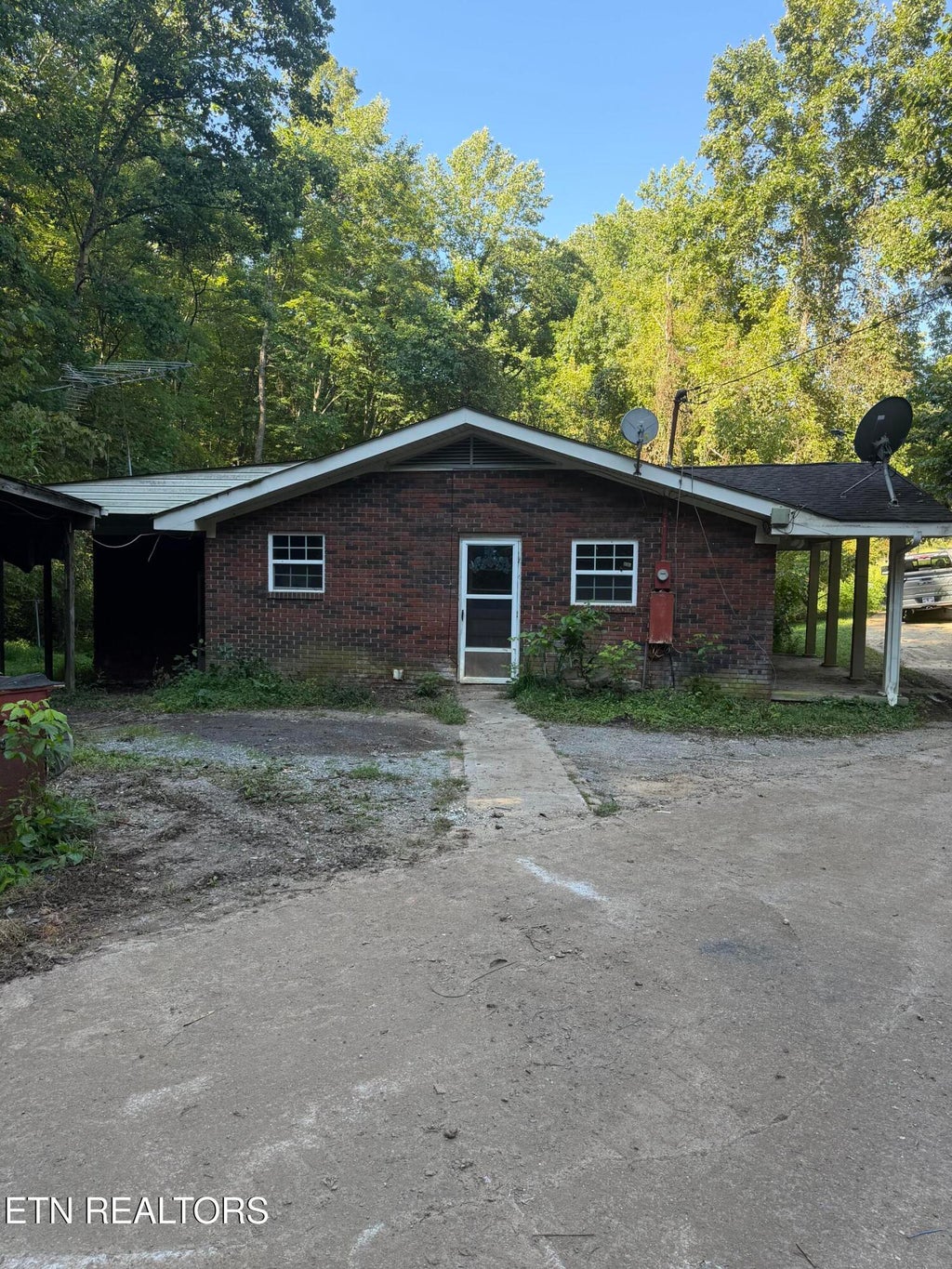 Photo of 260 Dark Hollow Rd, Andersonville, TN 37705 (MLS # 1353137)