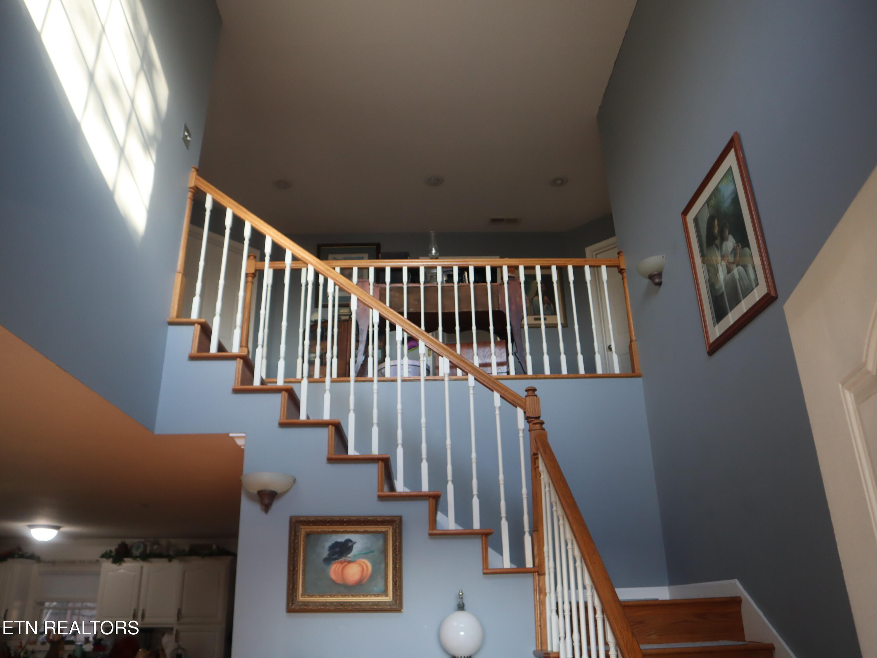 240 W Park Circle