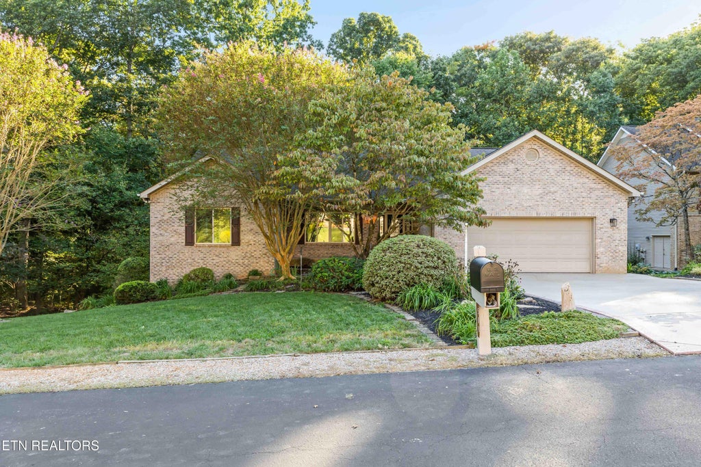 Photo of 508 Skiatook Court, Loudon, TN 37774 (MLS # 1358086)