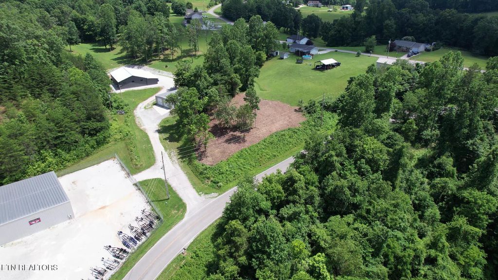 Photo of Grantsboro Rd, LaFollette, TN 37766 (MLS # 1305792)