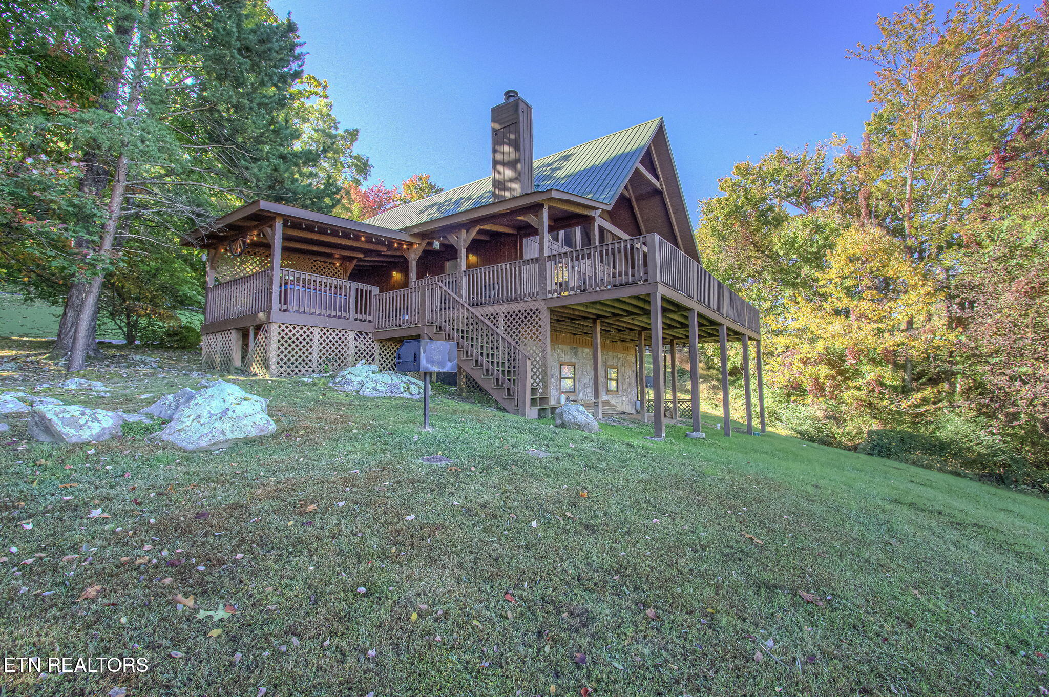 1640 Bench Mountain Way