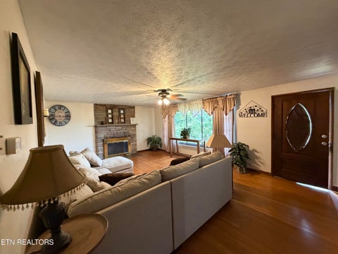 Tiny photo for 6111 Nashville Hwy, Deer Lodge, TN 37726 (MLS # 1356108)
