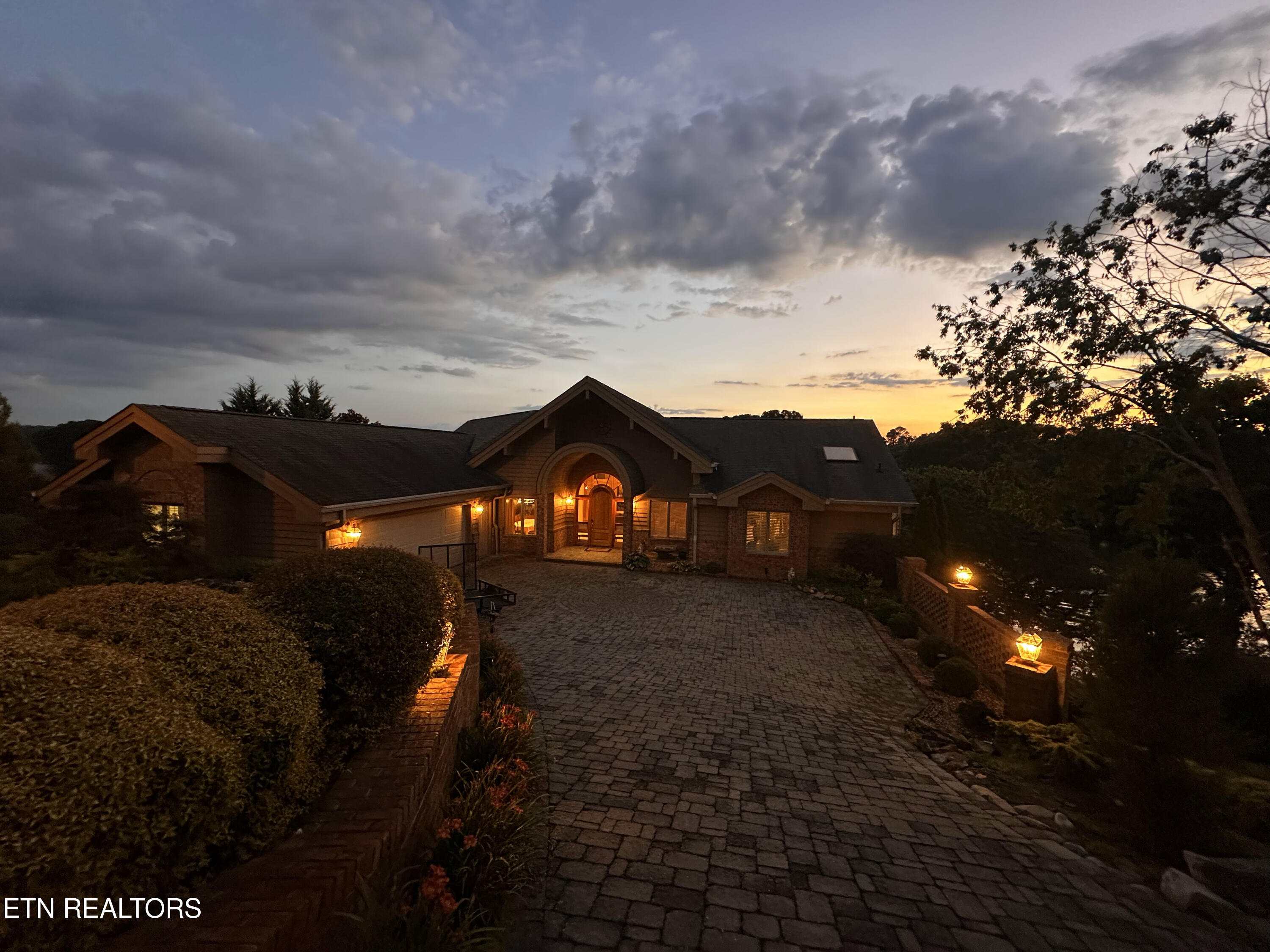 230 Tecumseh Way