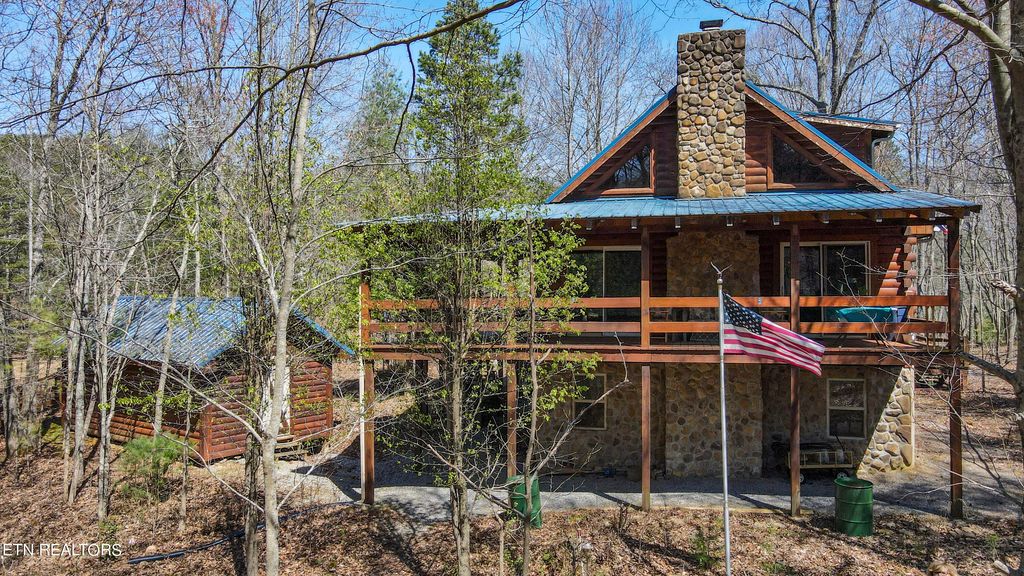 Photo of 574 Yellow Nugget Rd Rd, Tellico Plains, TN 37385 (MLS # 1257785)