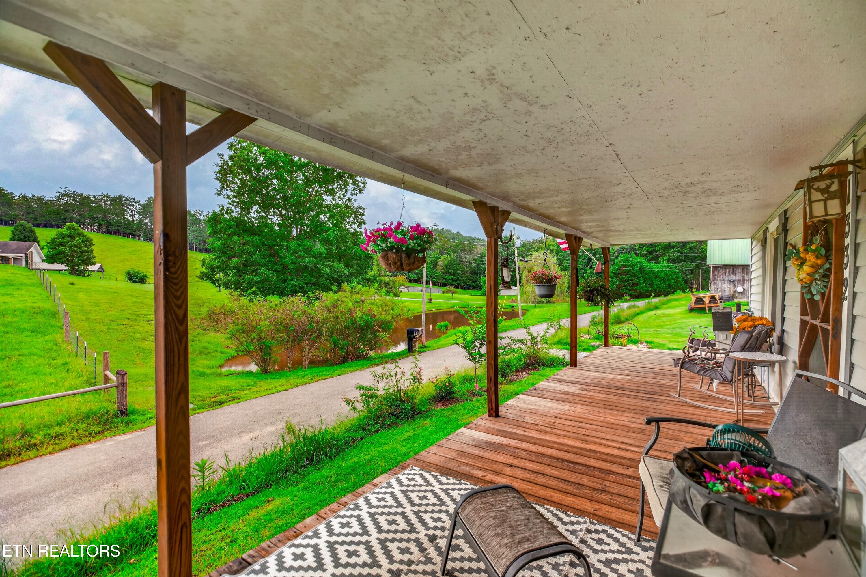 1332 Baysinger Rd
