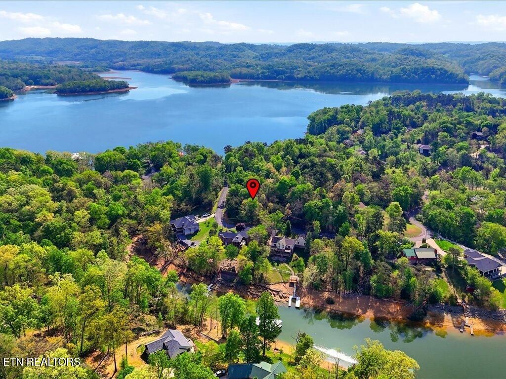 Photo of 1609 Sequoyah Drive, Mooresburg, TN 37811 (MLS # 1337548)