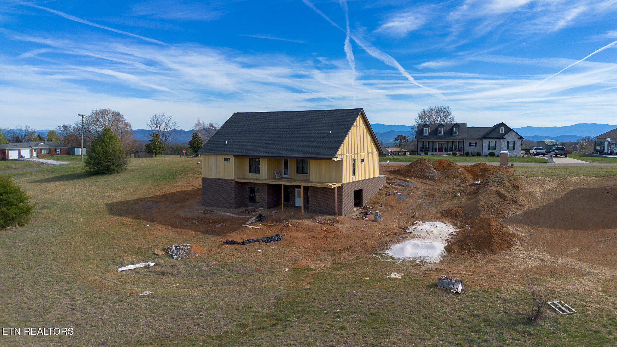 110 Hilltop View Dr