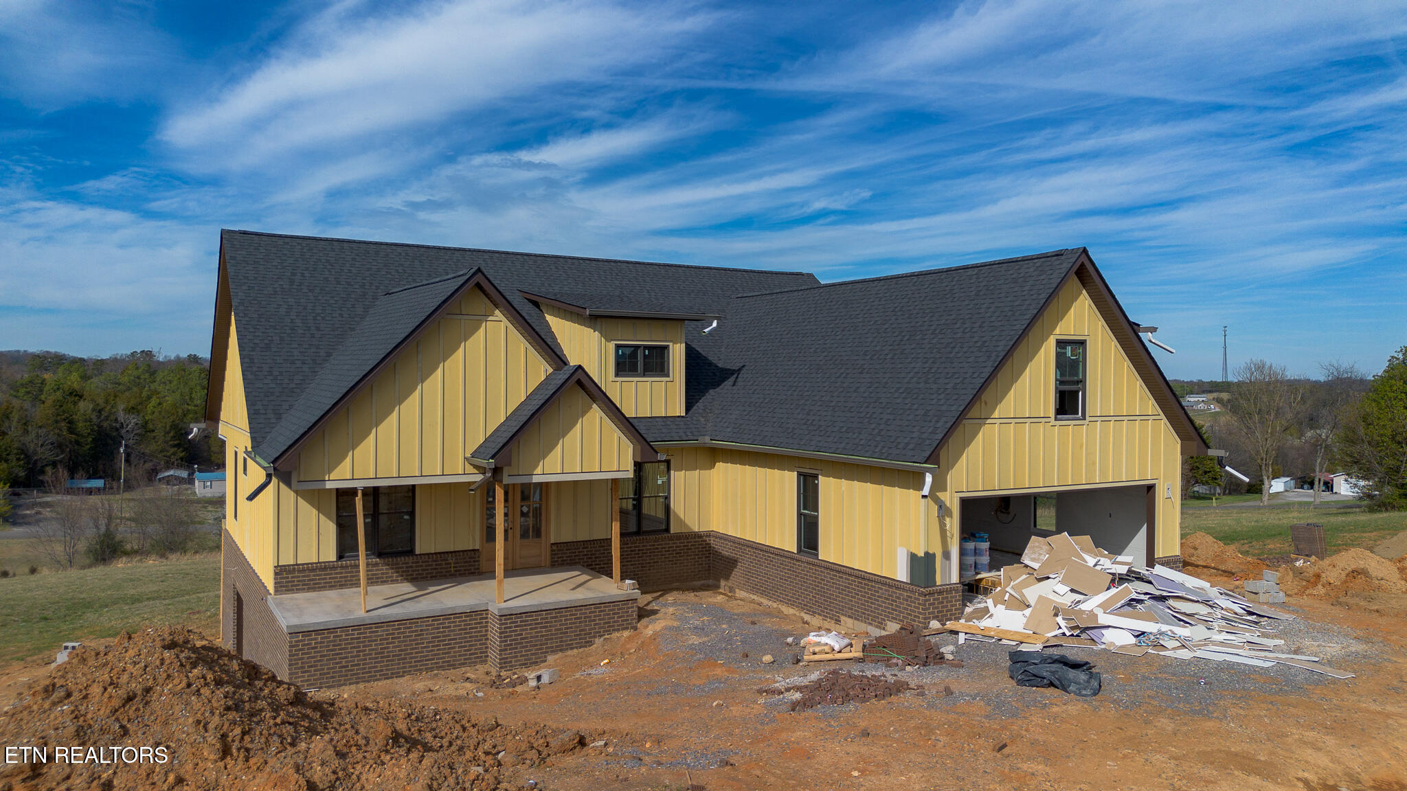110 Hilltop View Dr