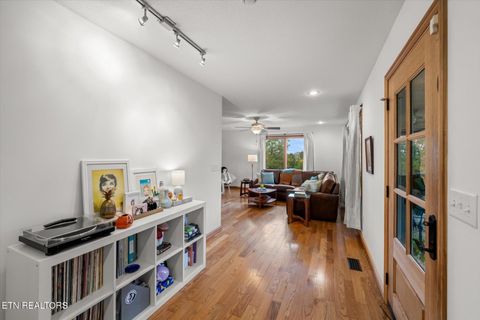 Tiny photo for 720 E Roddy Rd, Spring City, TN 37381 (MLS # 1320524)