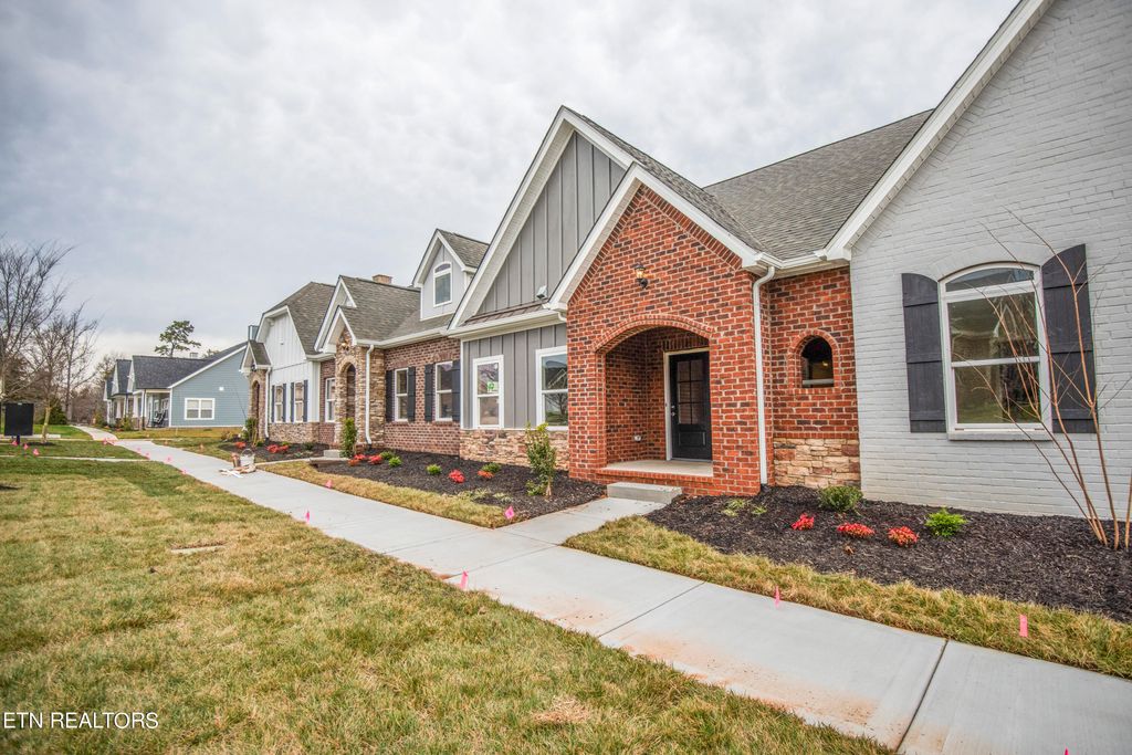 Photo of 161 Goldheart Rd, Farragut, TN 37934 (MLS # 1249503)