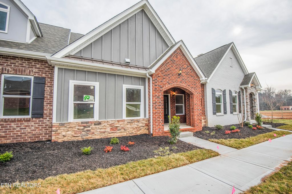 Photo of 161 Goldheart Rd, Farragut, TN 37934 (MLS # 1249503)