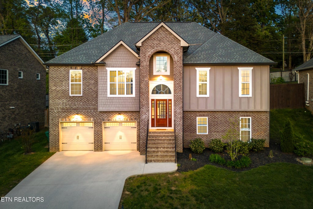 Photo of 8508 Flowering Peach Lane, Knoxville, TN 37923 (MLS # 1298418)