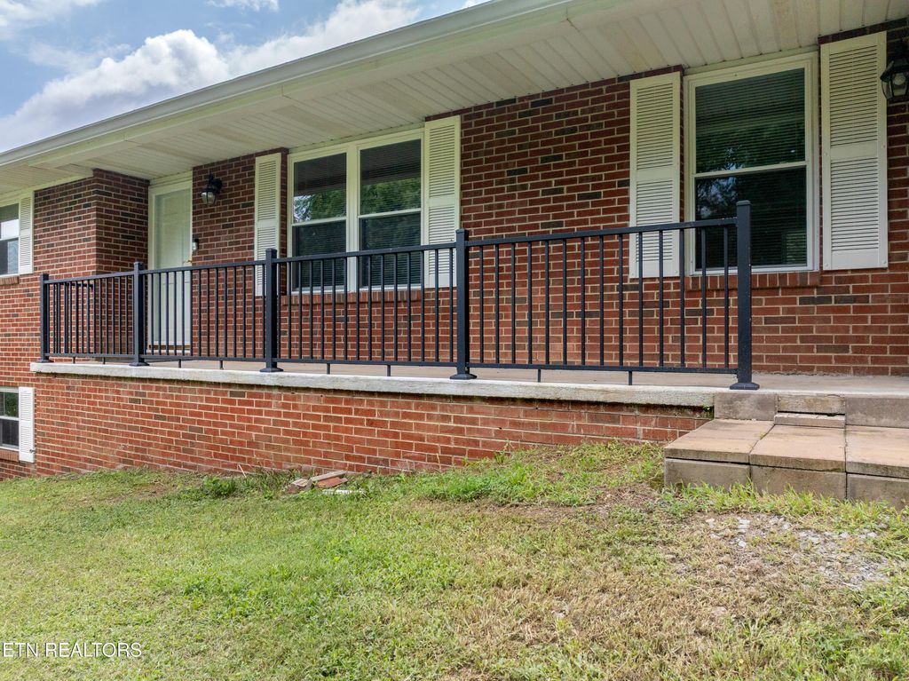 Photo of 1881 E Old Topside Rd, Louisville, TN 37777 (MLS # 1310957)