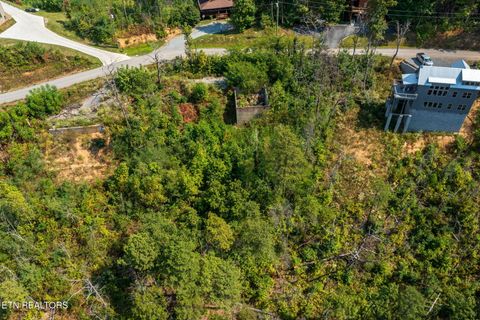 Tiny photo for 3217 Emerald Springs Loop, Sevierville, TN 37862 (MLS # 1327900)