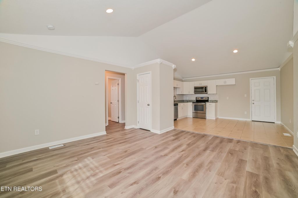 Photo of 201 Sandy Circle, LaFollette, TN 37766 (MLS # 1310205)