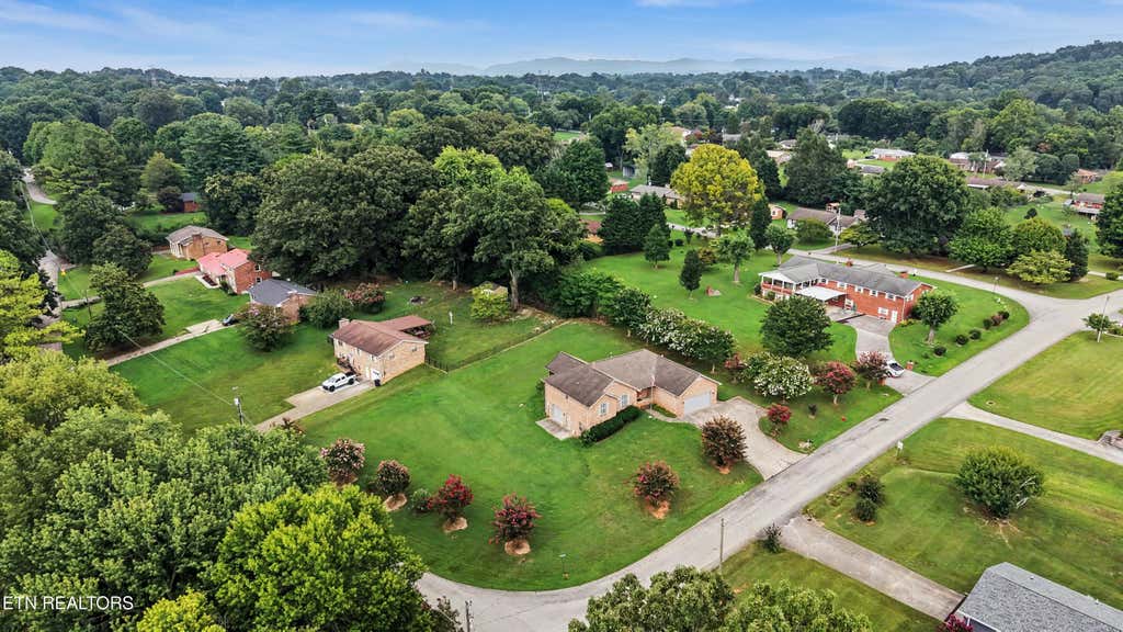 Photo of 206 Rosecrest Drive, Maryville, TN 37803 (MLS # 1349834)