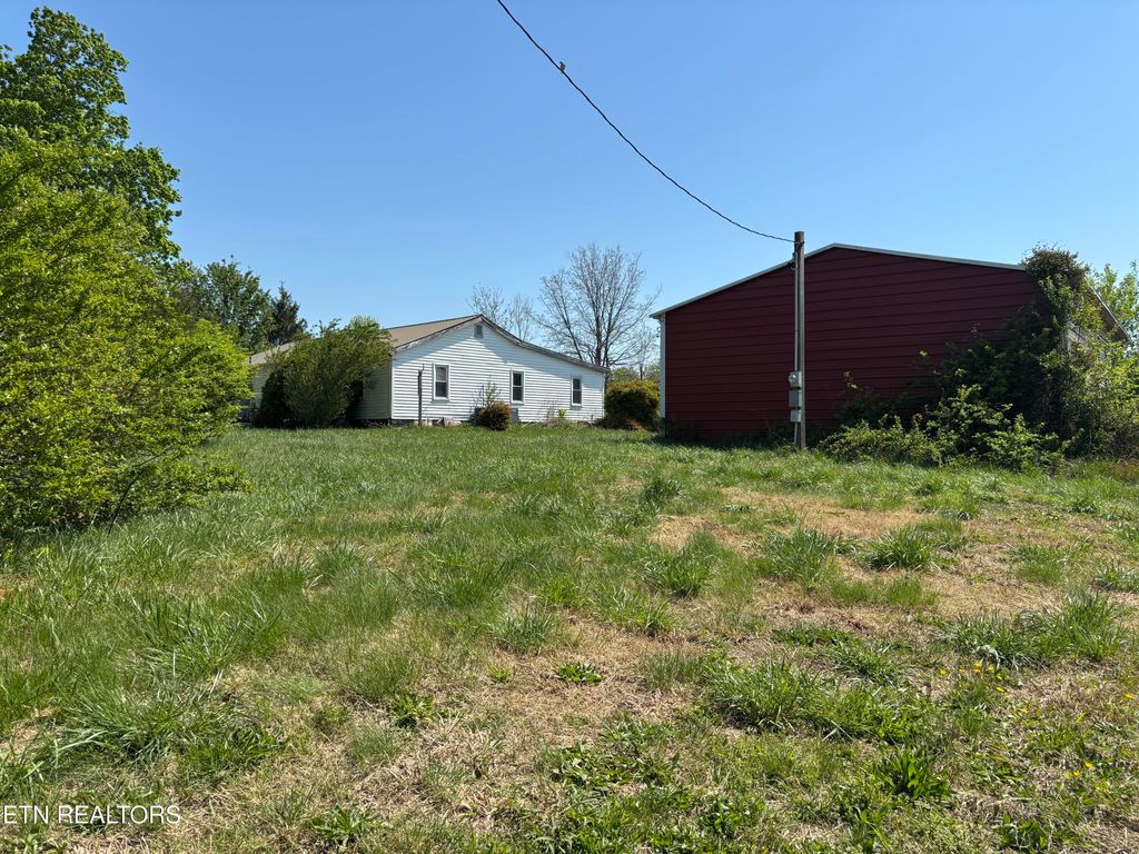 Photo of 266 Hill Loop, Madisonville, TN 37354 (MLS # 1297471)