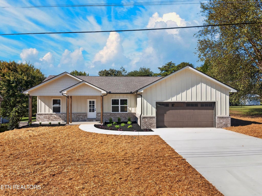 Photo of 3922 Marty Drive, Morristown, TN 37814 (MLS # 1359256)