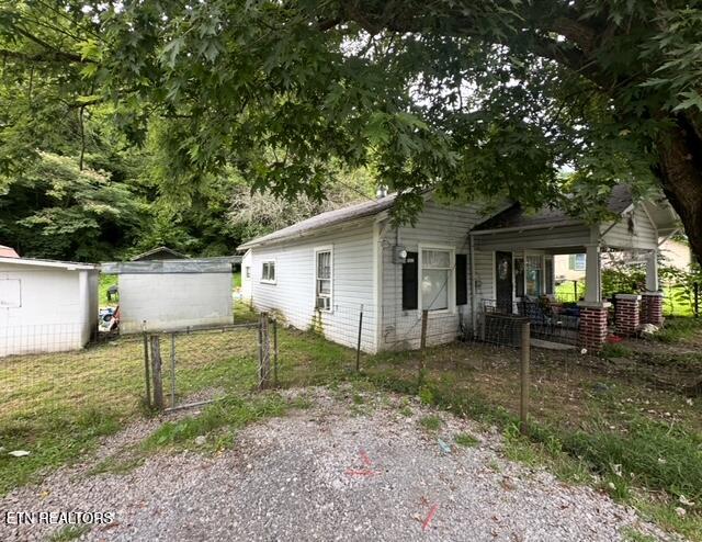 1881 Hwy 219