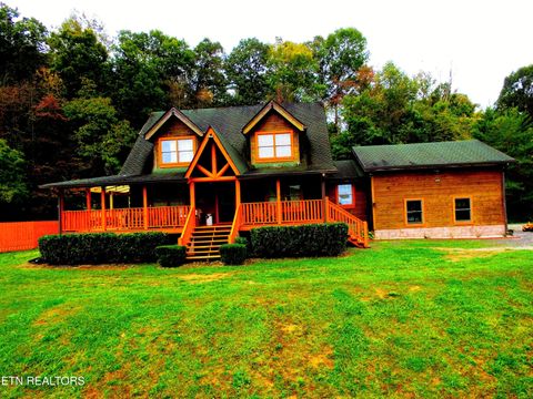 Photo of 411 Cole Hollow Rd, New Tazewell, TN 37825 (MLS # 1317943)