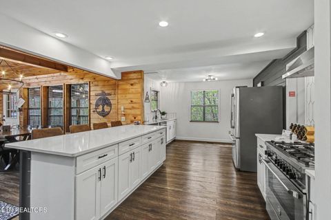 Tiny photo for 4037 Chamberlain Lane, Sevierville, TN 37862 (MLS # 1333736)