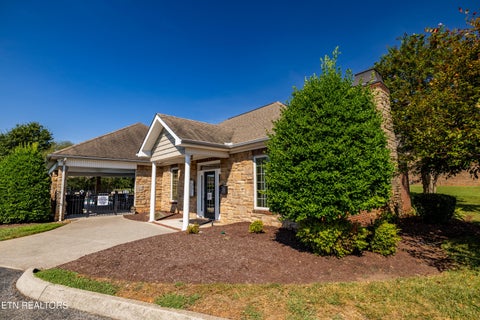 Tiny photo for 300 Kennesaw Lane, Lenoir City, TN 37771 (MLS # 1355693)